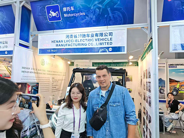 泰油谷集团绿驰新能源UTV车亮相第138届广交会