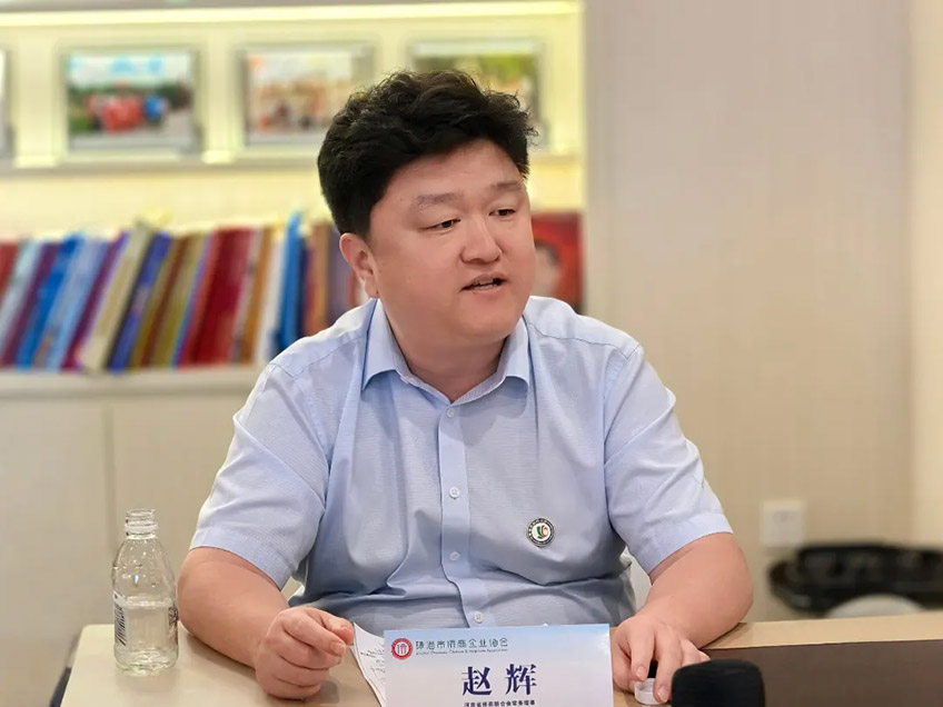 聚焦湾区规划 共商合作未来——郑定辉率团出席“中原侨商粤澳行”，感受珠海城市魅力探寻发展新机