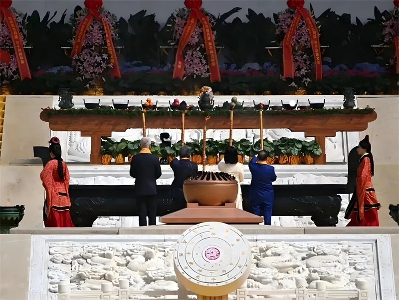 郑定辉参加丙午年黄帝故里举行的世界华人"三月三，祭轩辕"大型活动